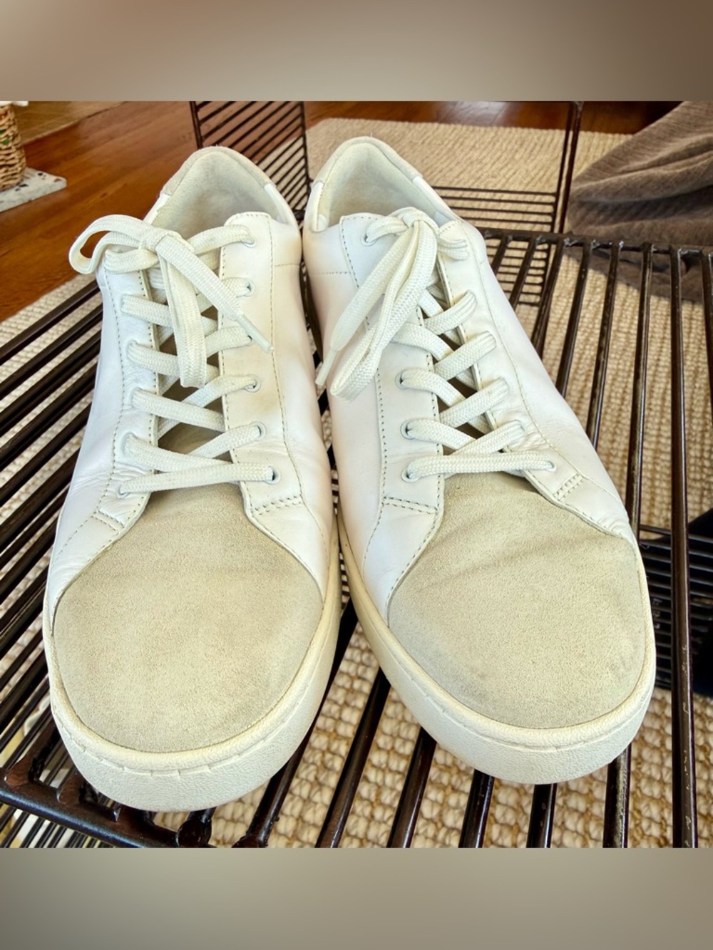 Vince White Leather & Suede Lace-Up Sneakers | Minimalist Low Top | Size 9.5